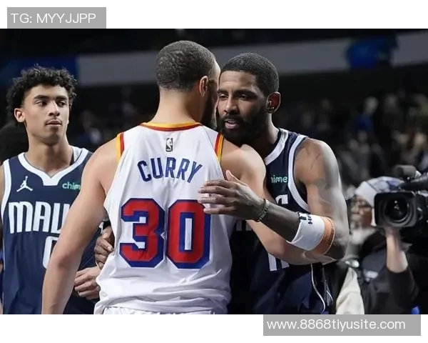 库里晒图热情欢迎新队友兄弟同框合影期待成真瞬间 库里晒图热情欢迎新队友兄弟同框合影期待成真瞬间