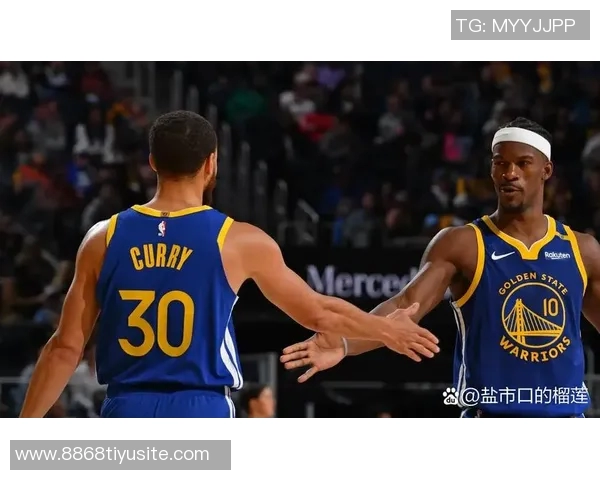 库里称赞巴特勒关键三分球是团队篮球的胜利体现