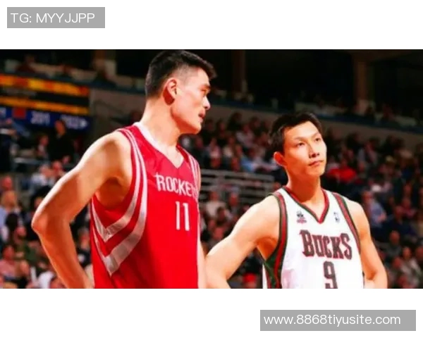 姚明NBA首秀表现平平10分36秒仅得0分2板3犯规令人惋惜 姚明NBA首秀表现平平10分36秒仅得0分2板3犯规令人惋惜